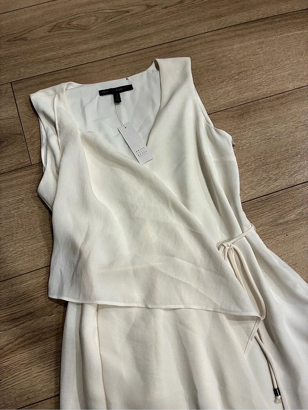 NWT White House Black Market Women’s Ruffle Belted Sleeveless Dress Size 4